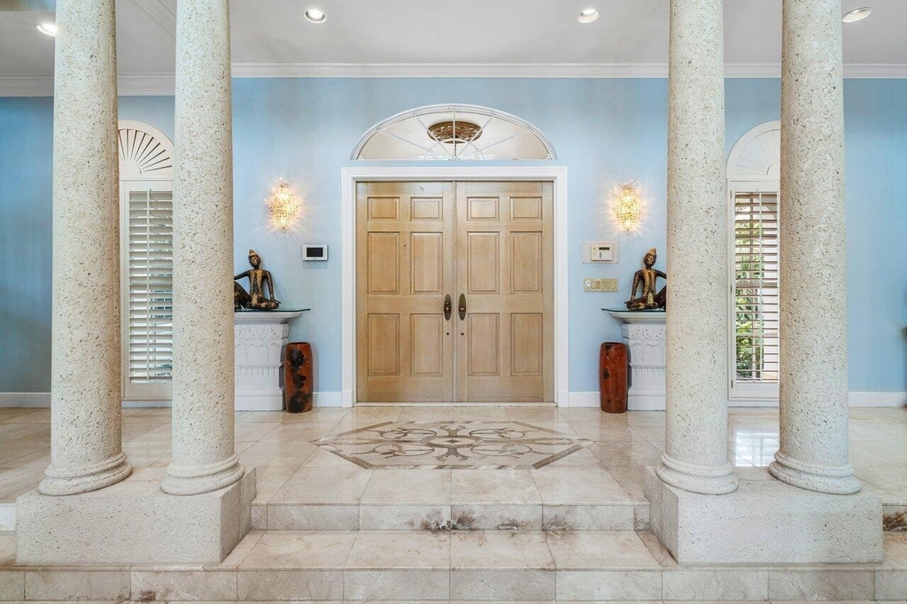 2540 Fairway Island Drive - Photo 5