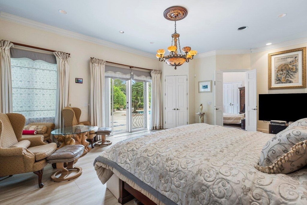 2540 Fairway Island Drive - Photo 25