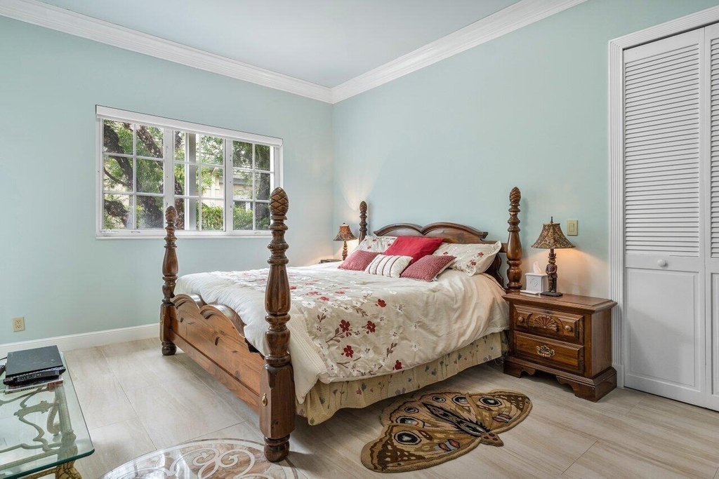 2540 Fairway Island Drive - Photo 18