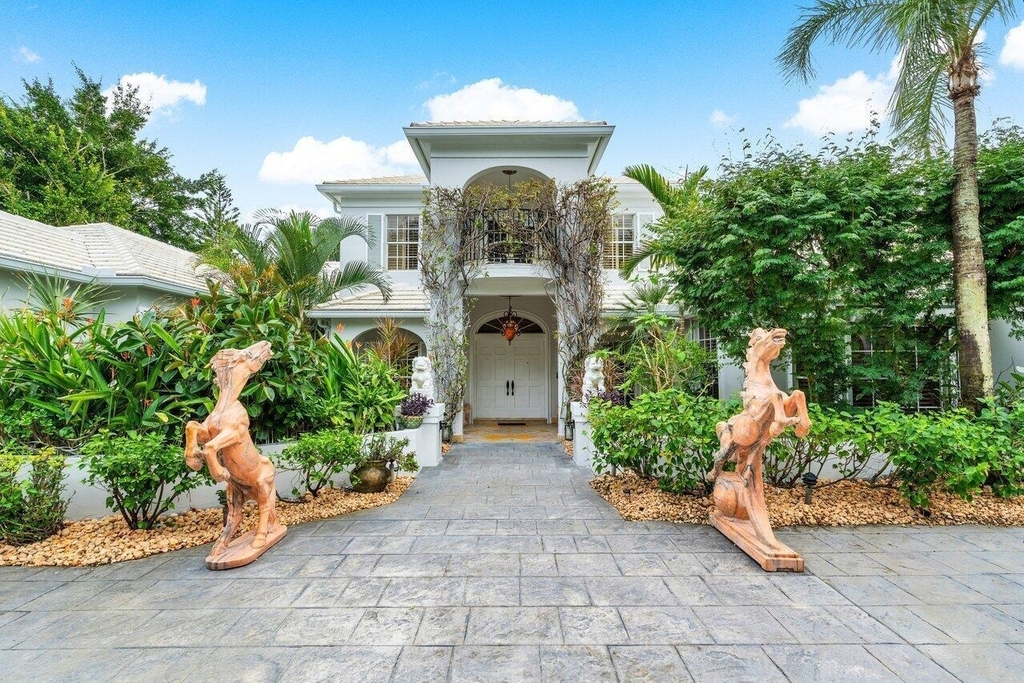 2540 Fairway Island Drive - Photo 3