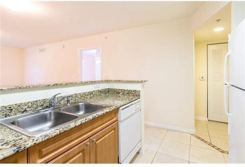 6760 Heritage - Photo 3