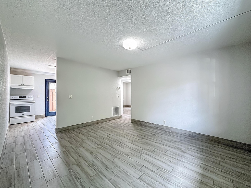 337 Kenilworth Boulevard - Photo 4
