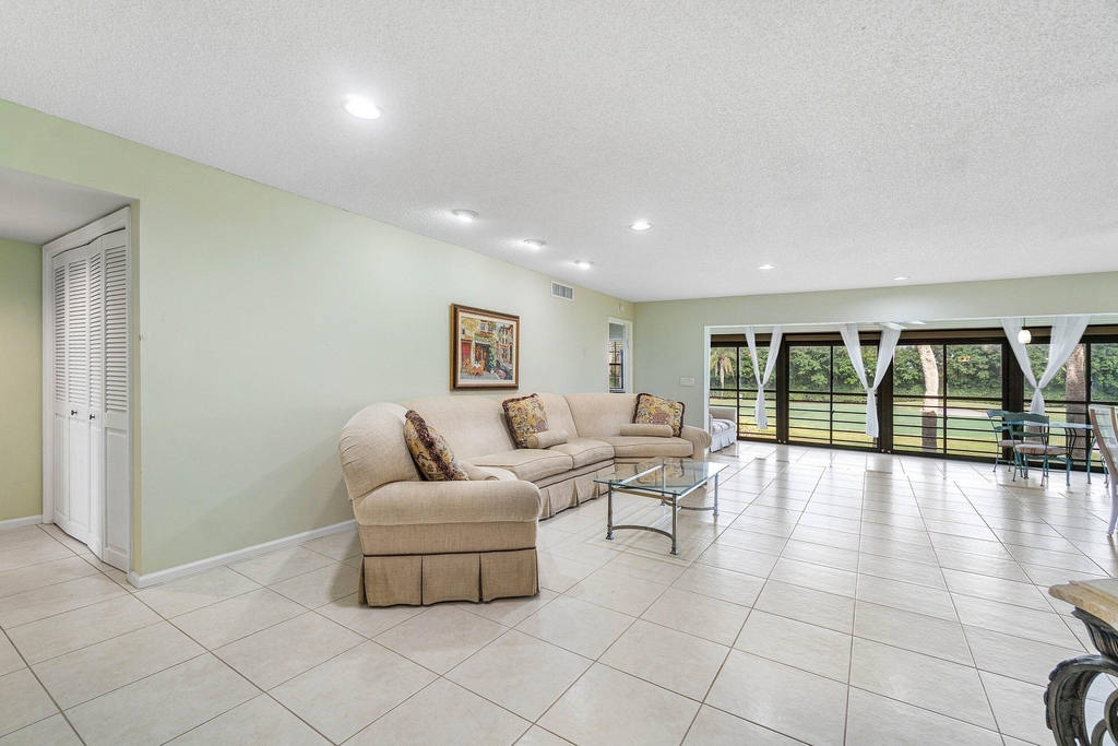 6446 Aspen Glen Circle - Photo 5