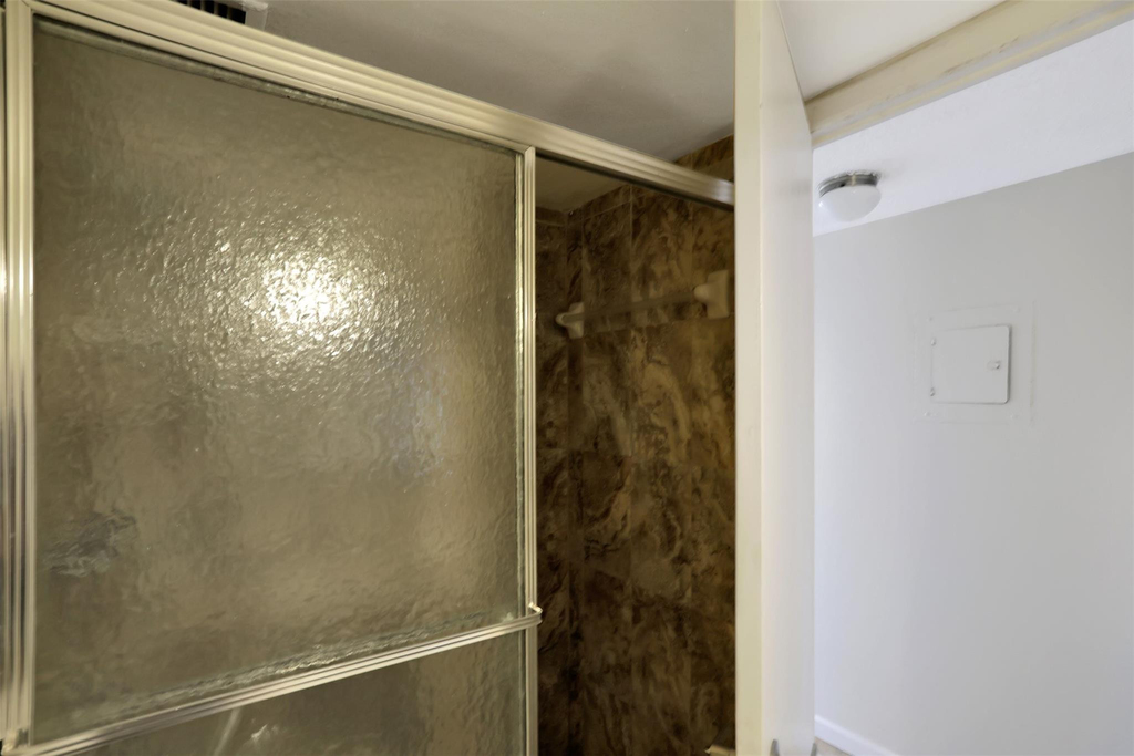 6921 Environ Boulevard - Photo 12