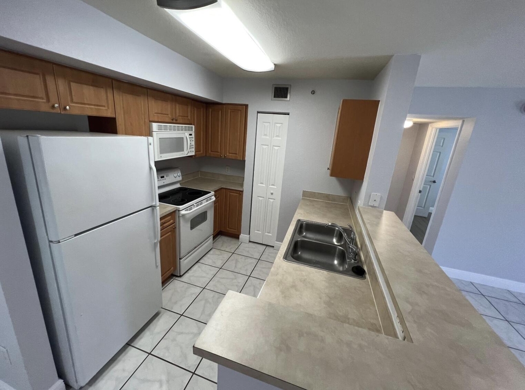 6769 Heritage Grande - Photo 3