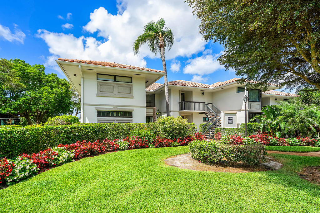 10111 Quail Covey Road - Photo 0