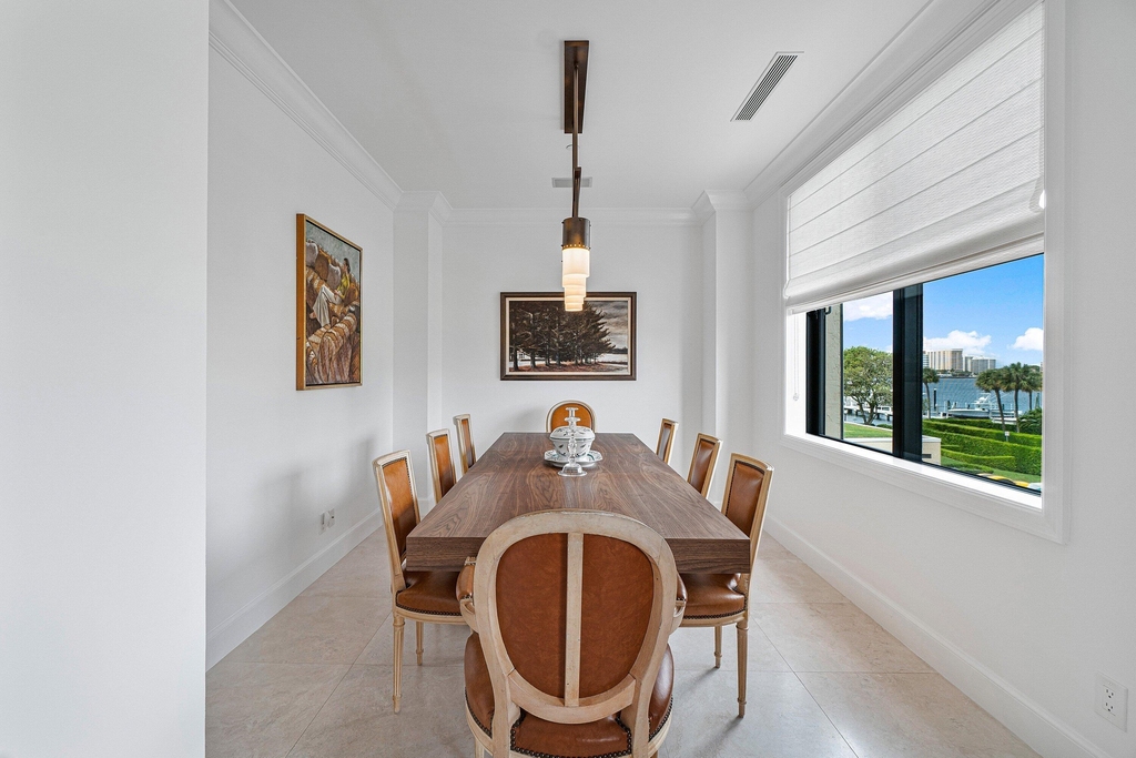 150 Bradley Place - Photo 3