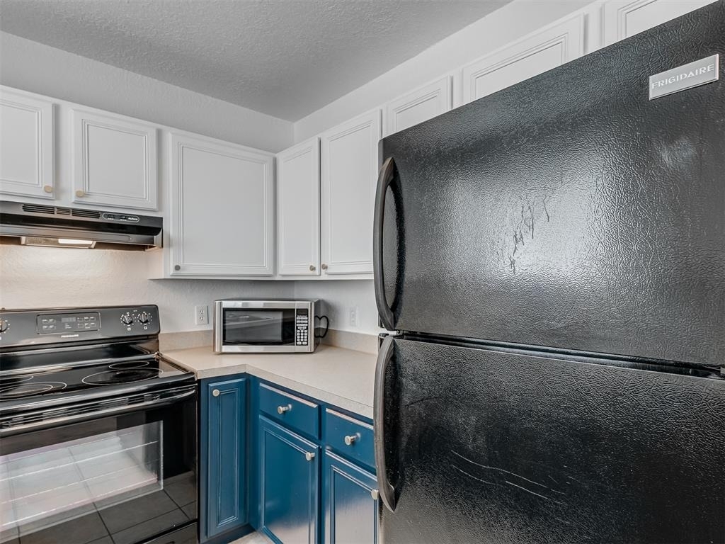 1608 Nw 7th Street - Photo 11