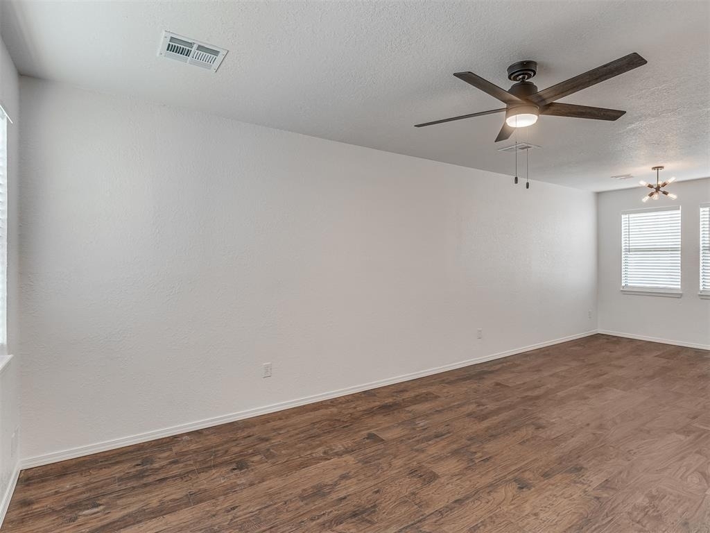 1608 Nw 7th Street - Photo 8