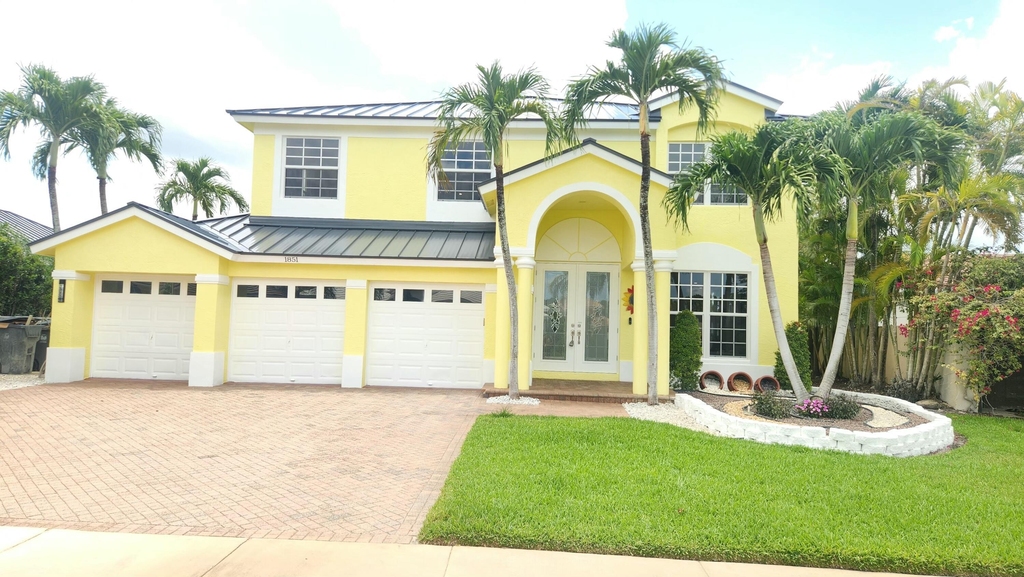 1851 Corsica Drive - Photo 0