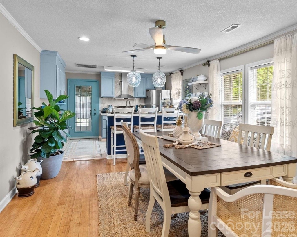 404 Moss Springs Road - Photo 5