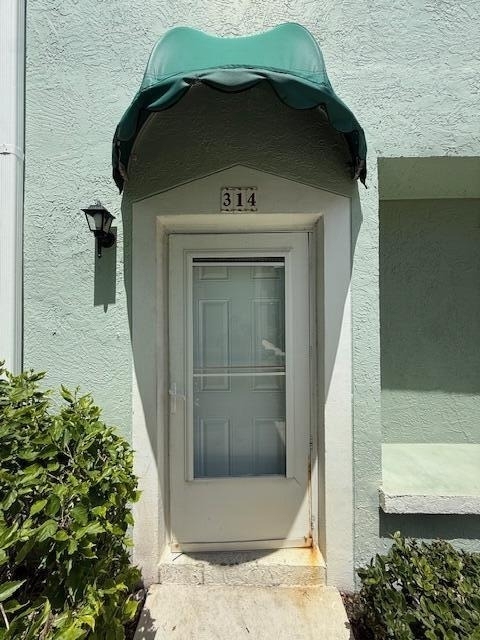 314 Waterside Drive - Photo 1