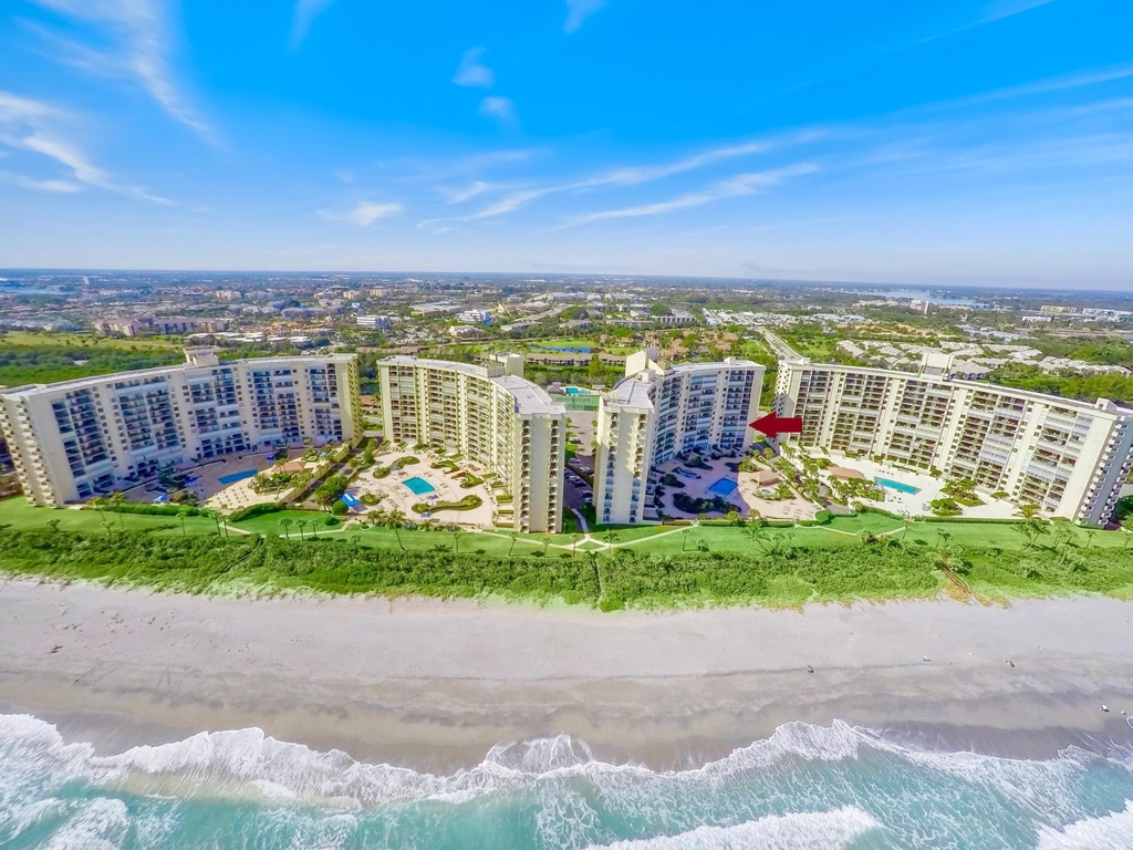 300 Ocean Trail Way - Photo 0
