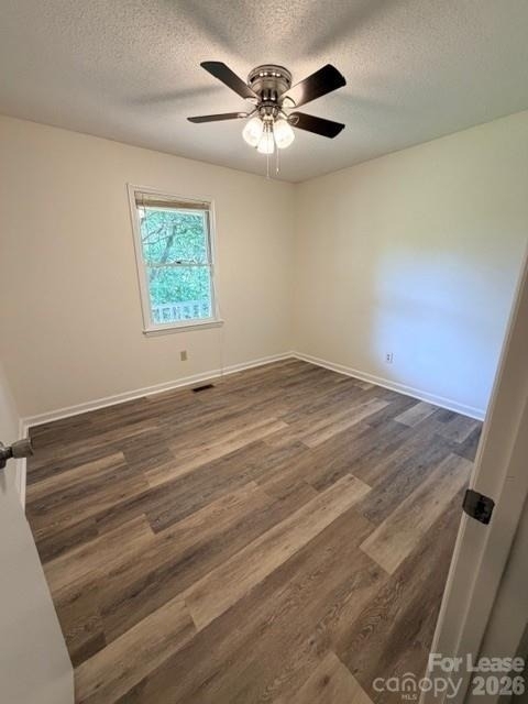 422 Greenlea Circle - Photo 1
