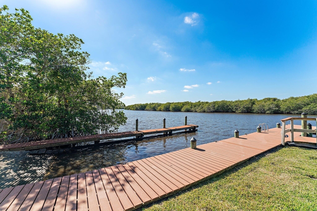 671 Sw South River Drive - Photo 50
