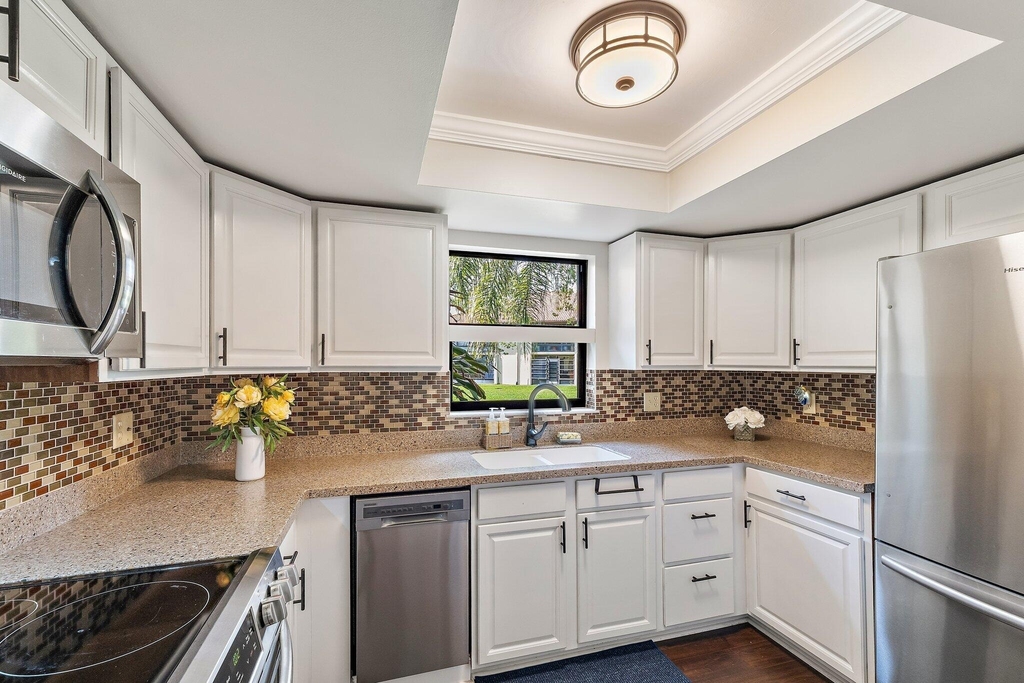 671 Sw South River Drive - Photo 12
