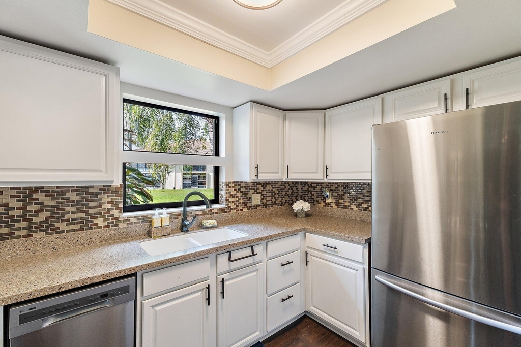 671 Sw South River Drive - Photo 13