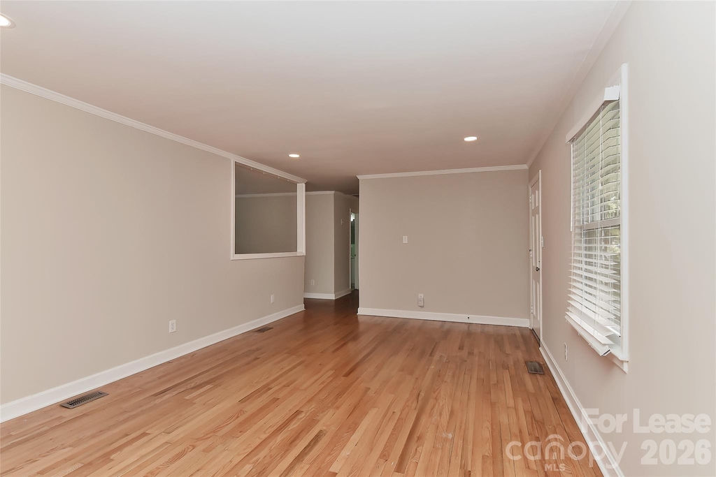 420 Seneca Place - Photo 7