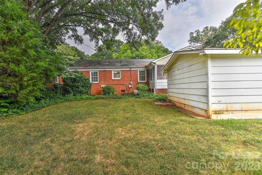 420 Seneca Place - Photo 36