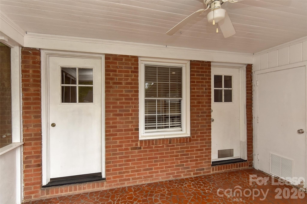 420 Seneca Place - Photo 28