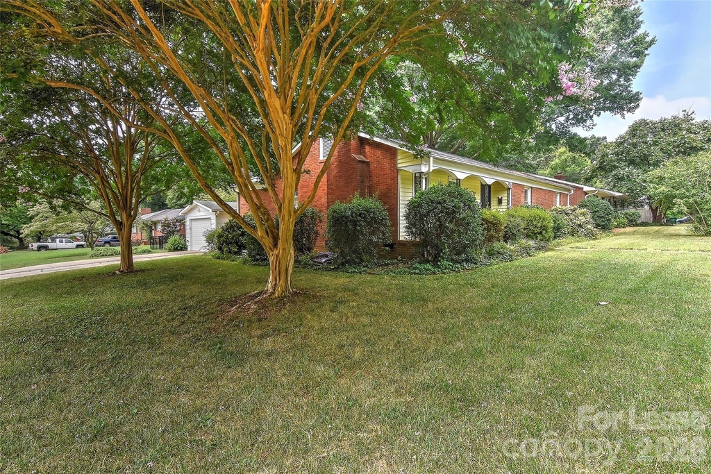 420 Seneca Place - Photo 29