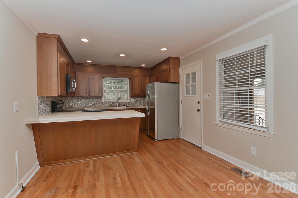 420 Seneca Place - Photo 9