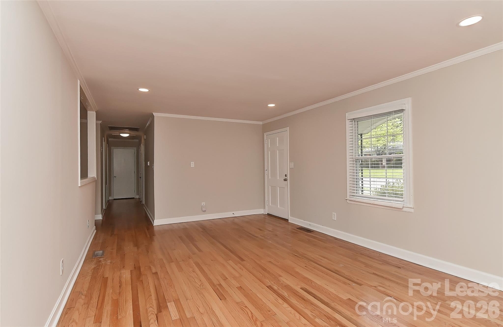 420 Seneca Place - Photo 6