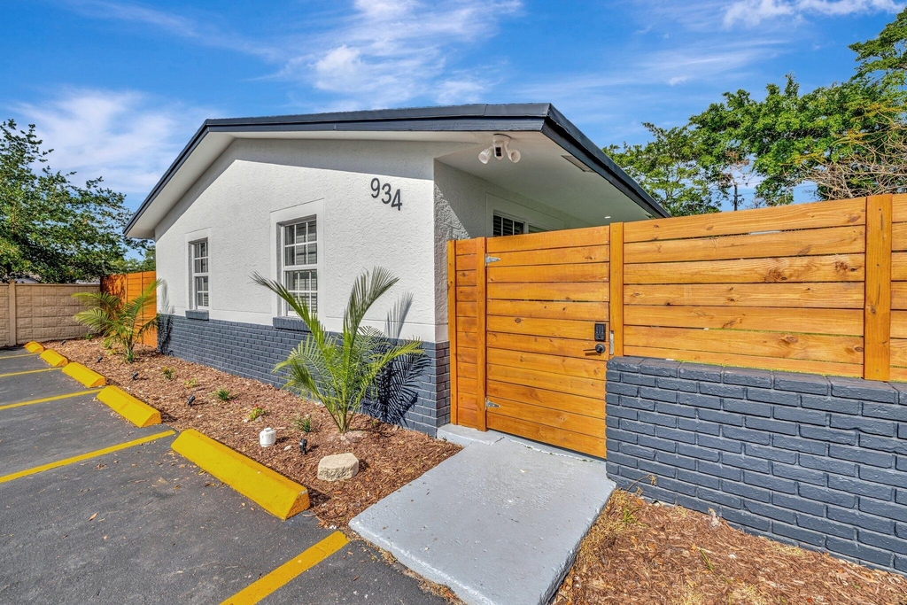 934 Nw 4th Avenue - Photo 9