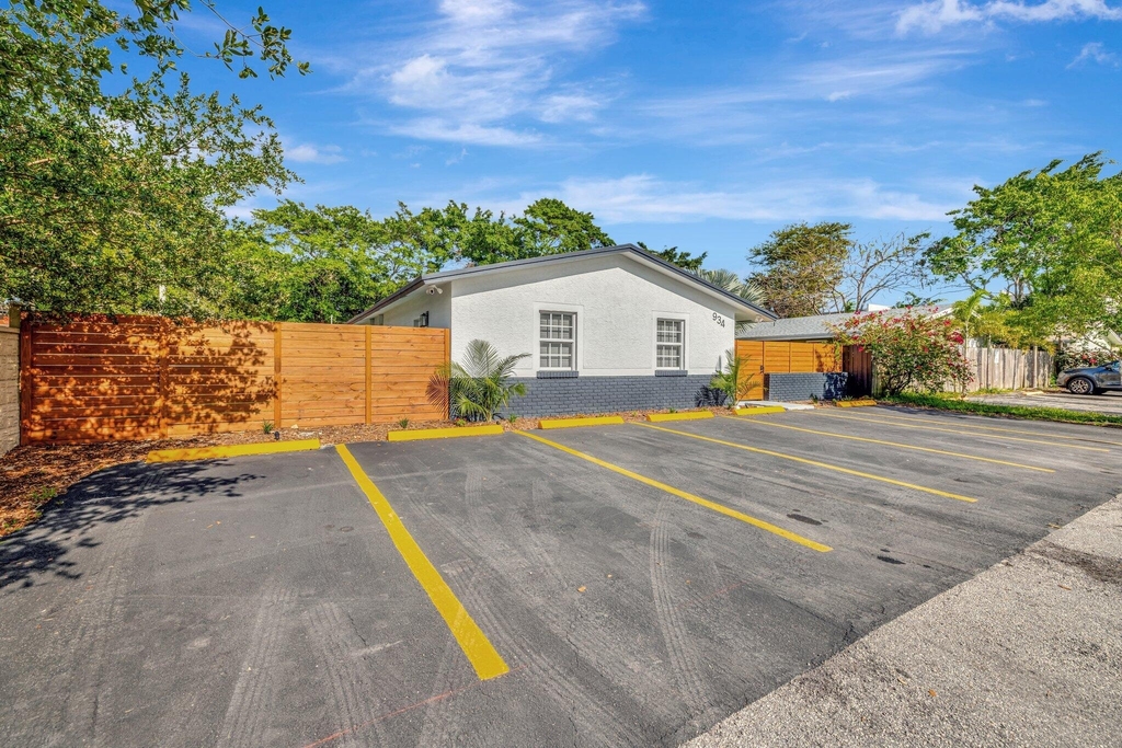 934 Nw 4th Avenue - Photo 5