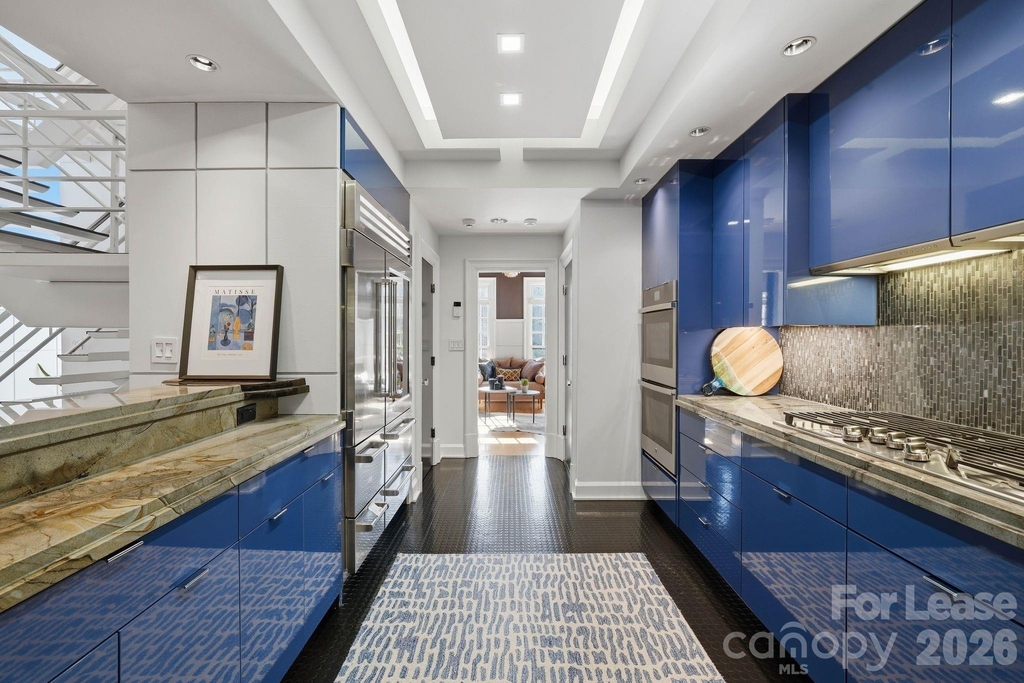 1124 Dilworth Crescent Row - Photo 10