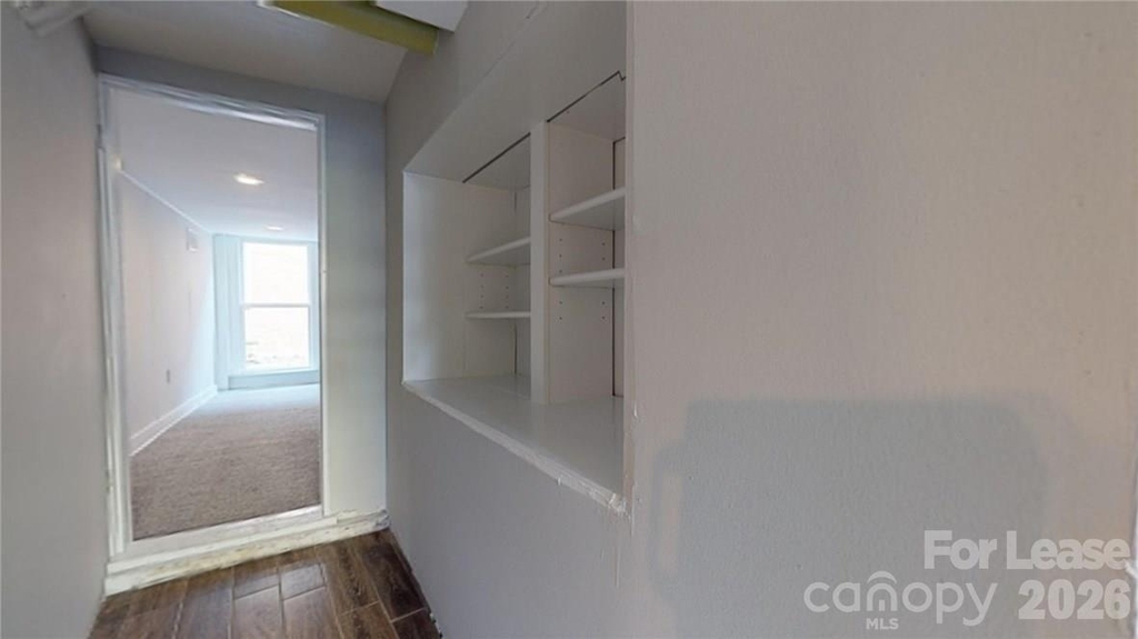 428 Hawthorne Lane - Photo 7