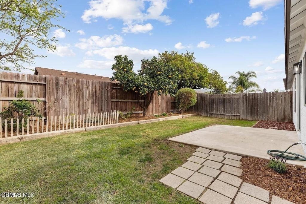 5361 Hidalgo Street - Photo 9