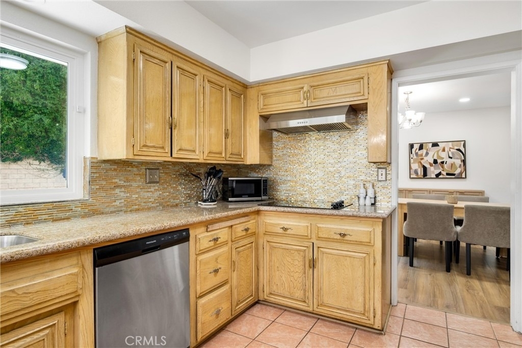 5400 Nagle Avenue - Photo 10