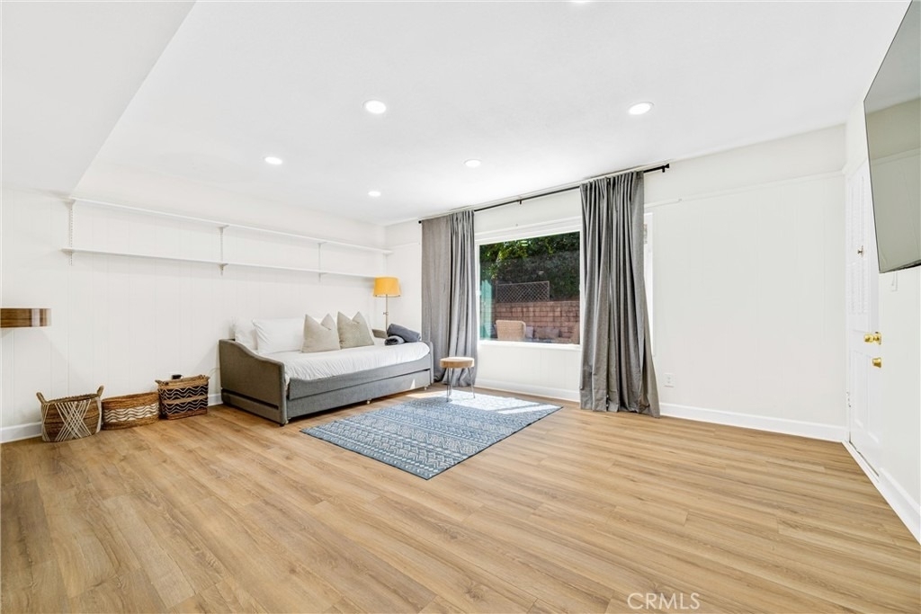 5400 Nagle Avenue - Photo 17