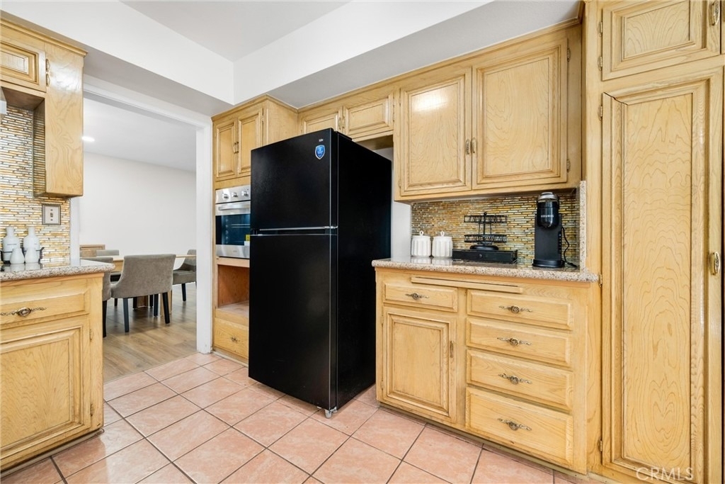 5400 Nagle Avenue - Photo 12