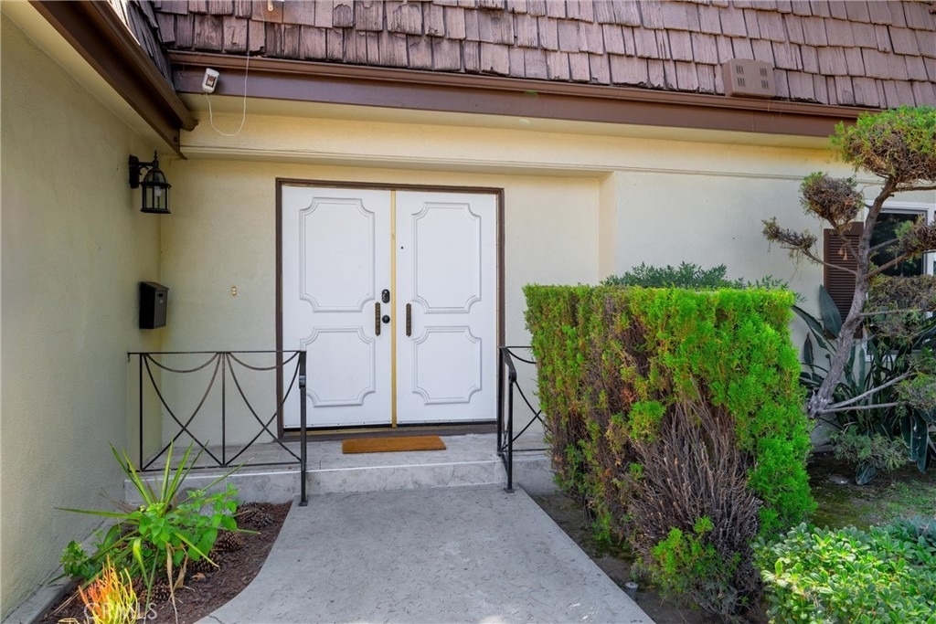 5400 Nagle Avenue - Photo 40