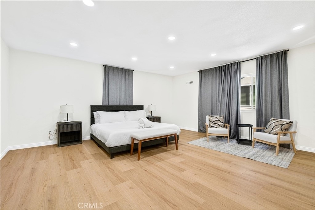 5400 Nagle Avenue - Photo 23