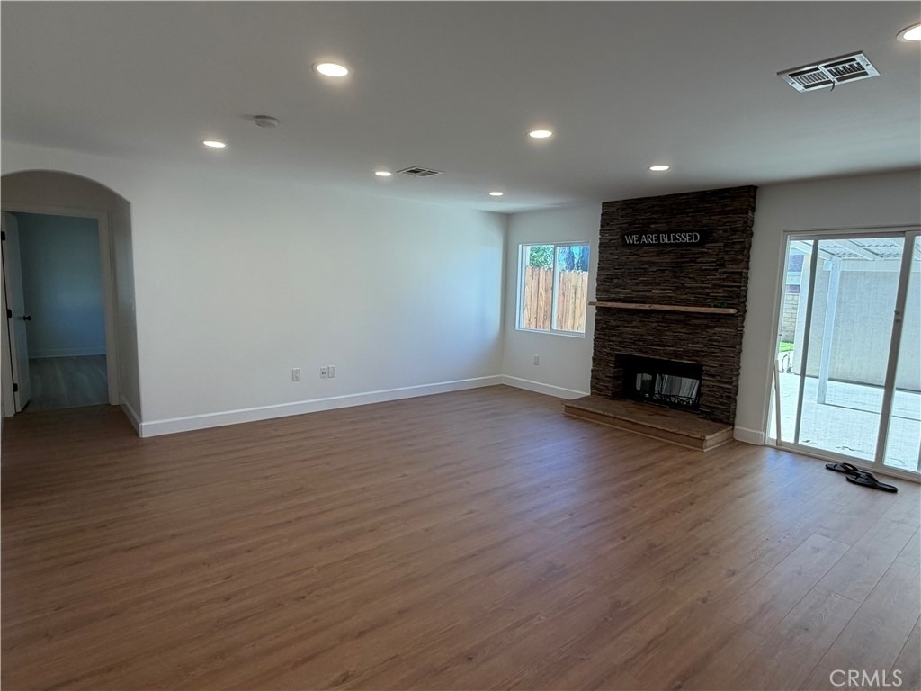 7101 Fallbrook Avenue - Photo 14