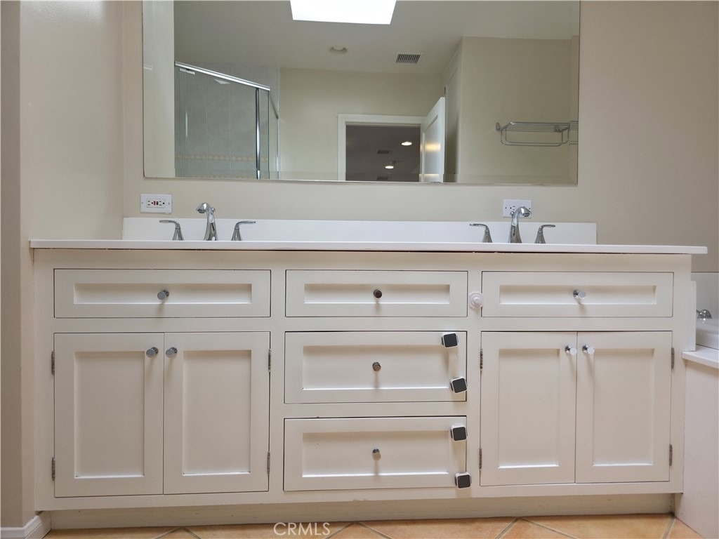 5339 Veloz Avenue - Photo 21