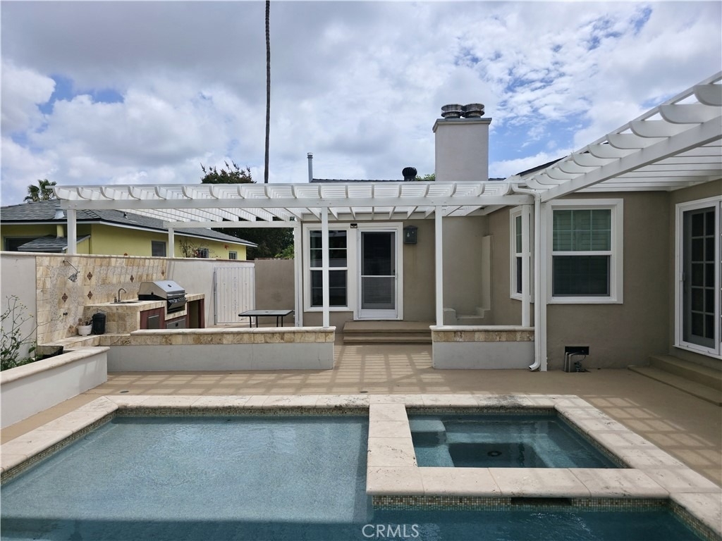 5339 Veloz Avenue - Photo 32