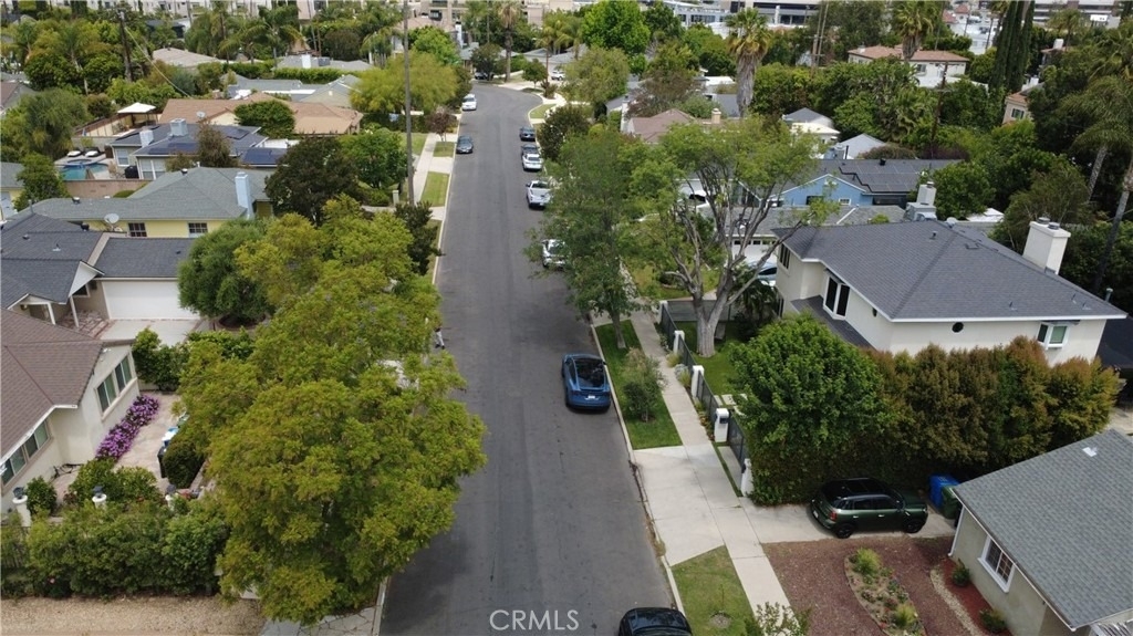 5339 Veloz Avenue - Photo 38