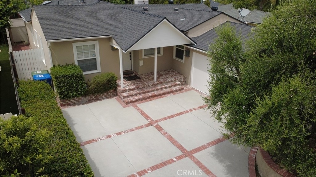 5339 Veloz Avenue - Photo 4