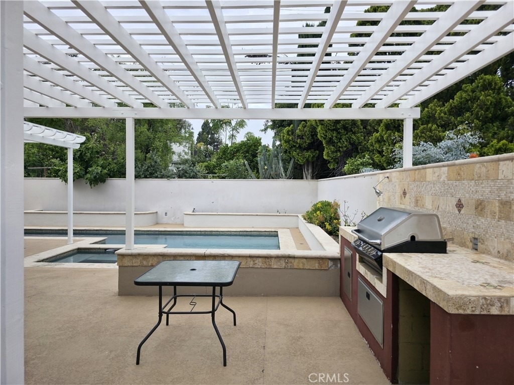 5339 Veloz Avenue - Photo 31