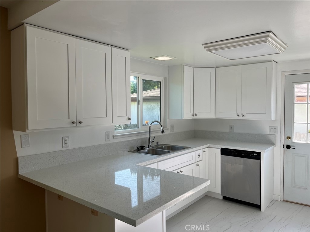 9352 Mokihana Drive - Photo 3