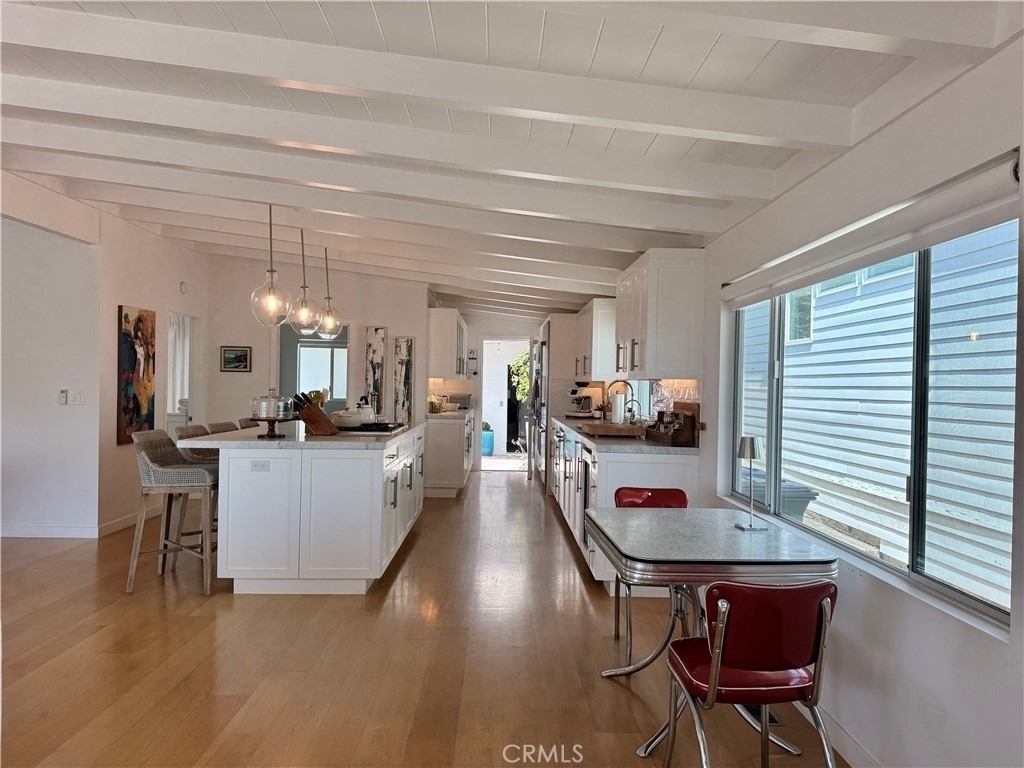 234 La Brea - Photo 23