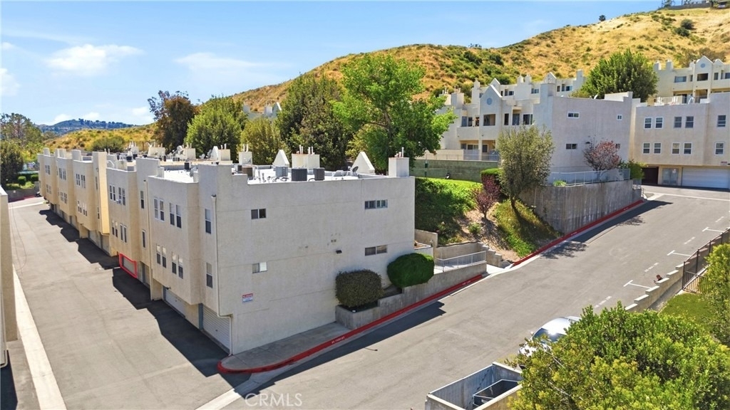 18209 Sierra Highway - Photo 1