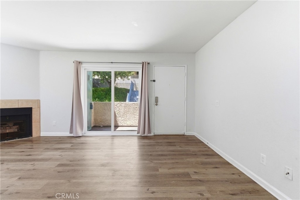 18209 Sierra Highway - Photo 7