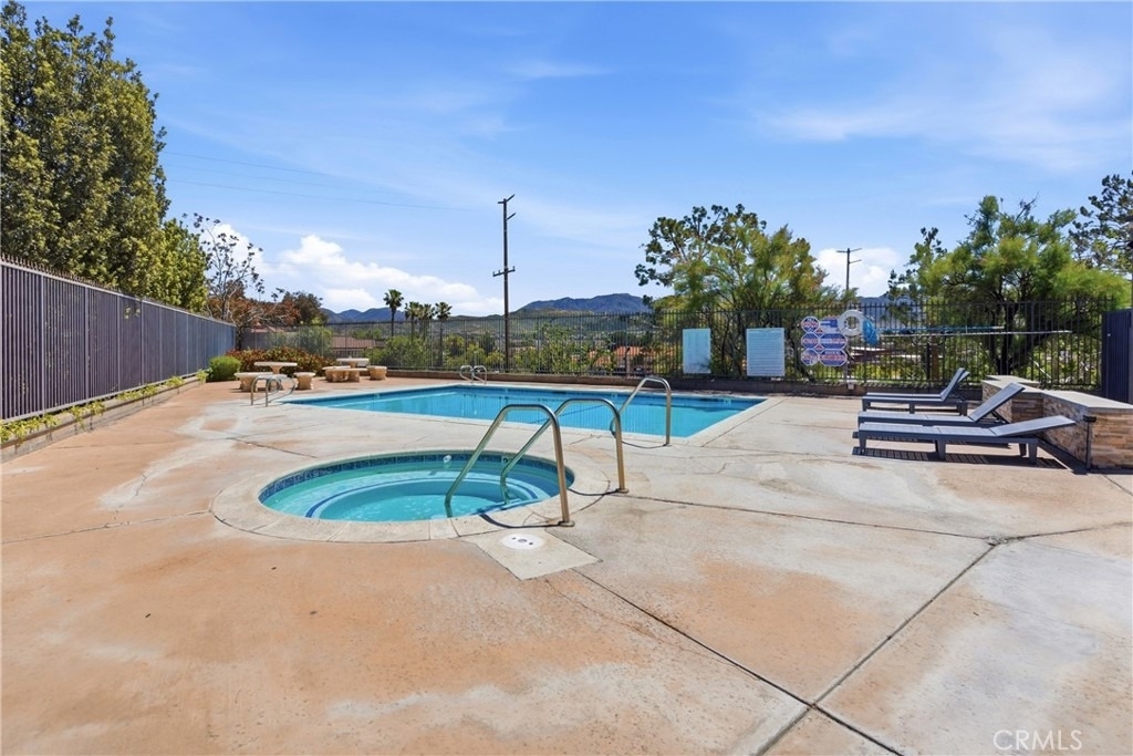 18209 Sierra Highway - Photo 40