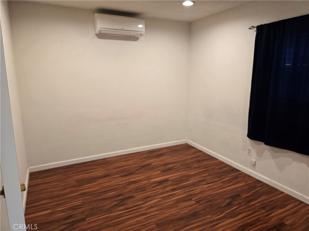 1012 Davis Avenue - Photo 8