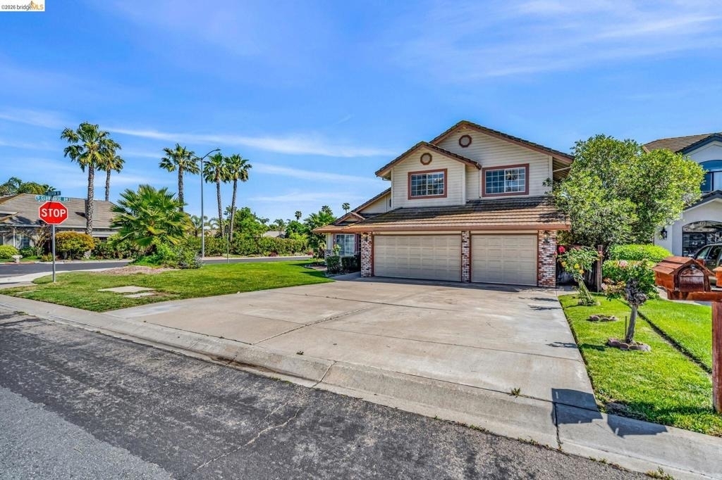 5650 Edgeview Dr - Photo 2